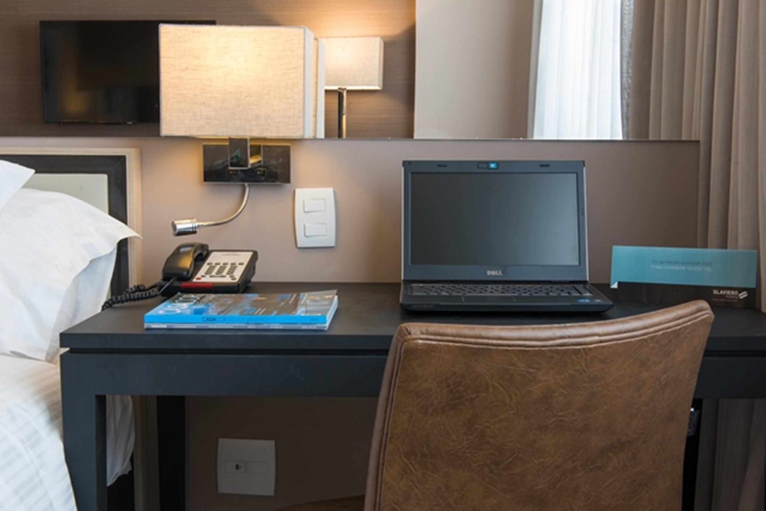 Hotel Atlantico Prime ริโอเดจาเนโร ภายนอก รูปภาพ Computer in a room
